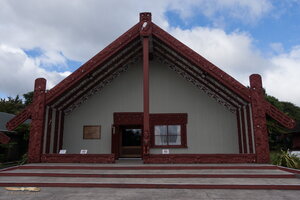 Te aronui a rua - Meeting House