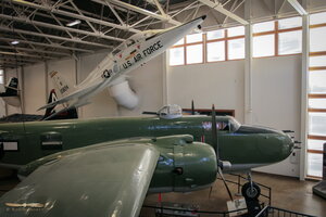 North American B-25J Mitchell & Northrop T-38A Talon