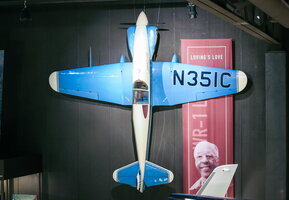 Loving-Wayne WR-1 Love