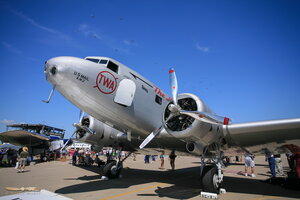 Douglas DC-2