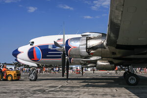 Douglas DC-7B