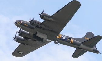 Boeing B-17F Flying Fortress "Memphis" Belle