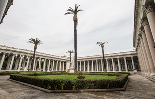 Quadriportico and colonnades