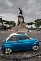 Italian as it gets : Fiat 500 and Garibaldi