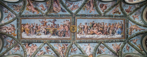 Vault of loggia of Cupid and Psyche - Raphael, 16th AD