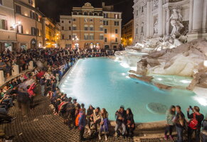 Night life around Trevi fountain