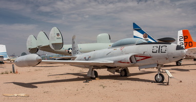 Lockheed TV-2 / T-33B Shooting Star USMC