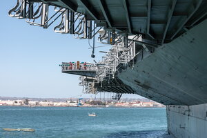 Optical Landing System (Meatball)