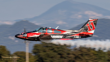 Baron 55 - Mika Brageot