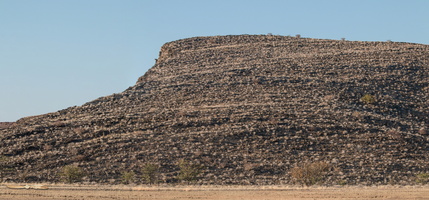 Damaraland landscape near Mowani - Click to open panorama !