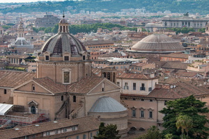 Around Altare della Patria
